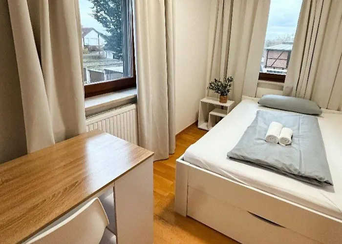 Sali Homes K39 Monte-carlo -spacious 6-bedroom With Terrace And Garden Views In Ideal For Groups *